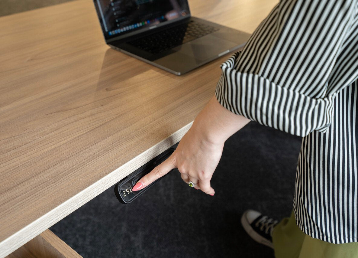 EDGE Height-Adjustable Desk L-Shape - Left Return